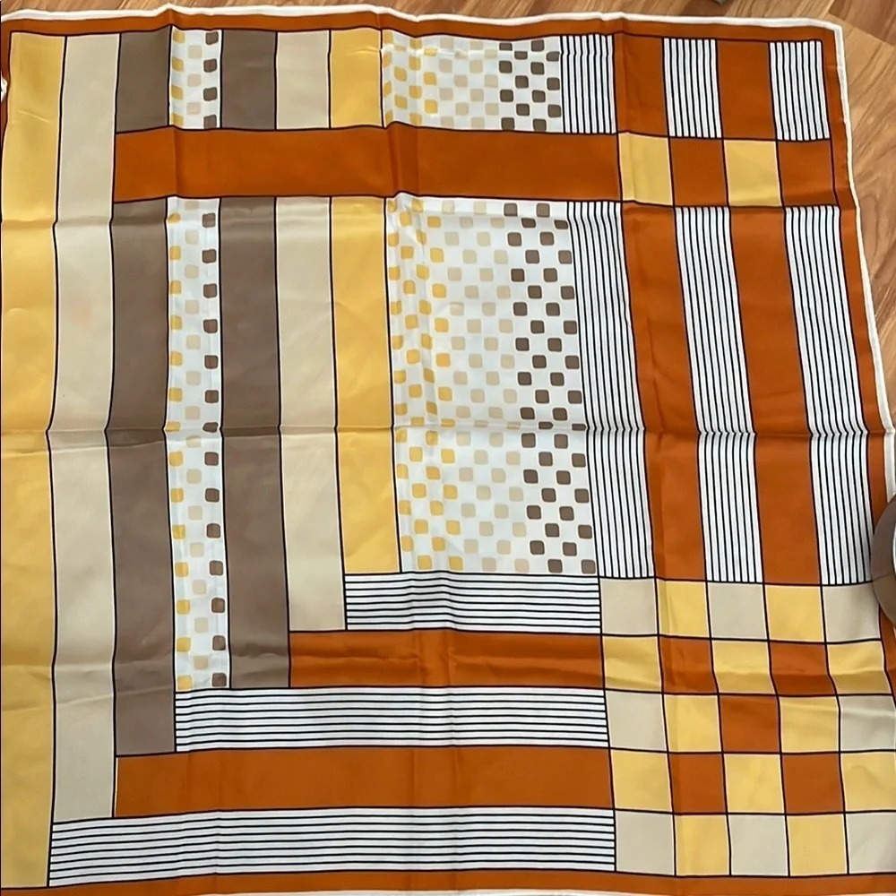 Geometric Pattern Scarf Made in Japan